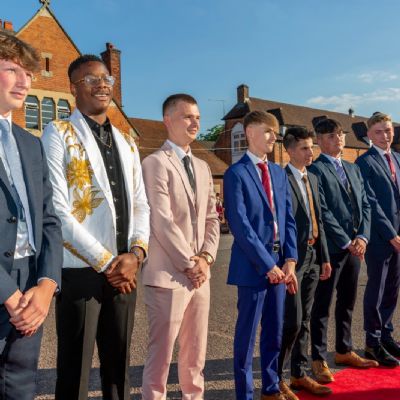 Y11 Prom 2019_81(3)